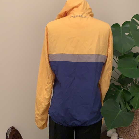 JW Anderson Uniqlo windbreaker - Picture 7 of 12